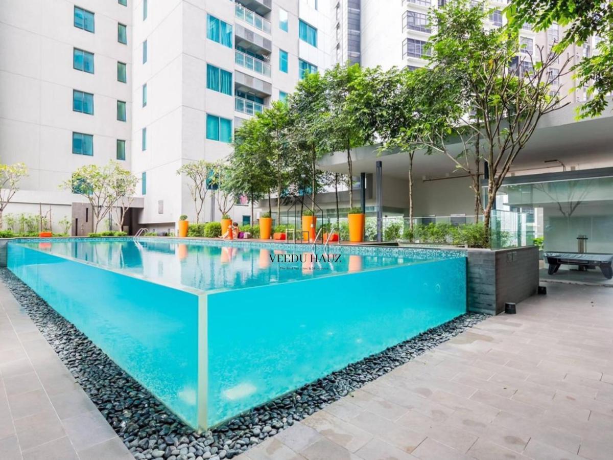 Mercu Summer Suites Klcc By Veedu Hauz Kuala Lumpur Buitenkant foto